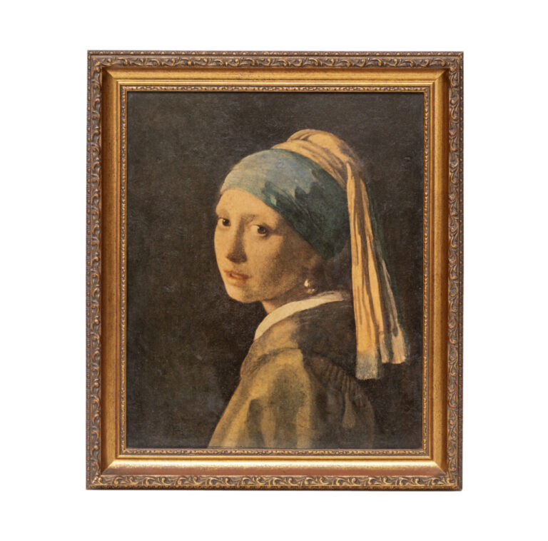 gilt framed oileograph depicts ‘Girl with Pearl Earring’