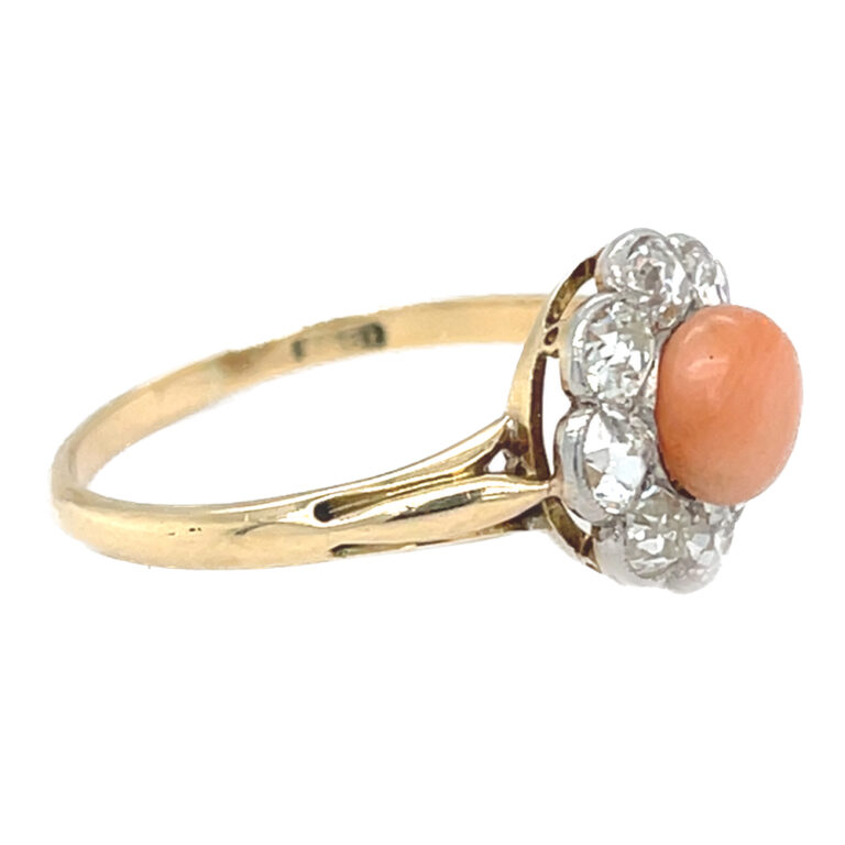 Edwardian ring, cluster style in 18ct gold, coral and diamonds