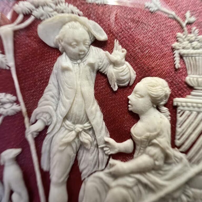 Superb and rare ivory micro-carving In original frame