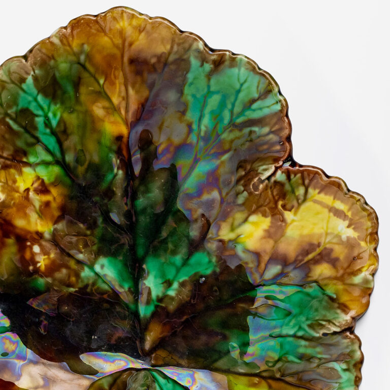 Set of five majolica Wedgwood plates In the form of leaves