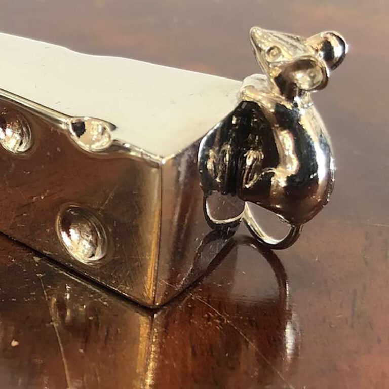 Mid century knife rests