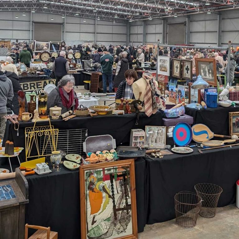 Something for everyone at Bendigo Antiques and Collectors Fair