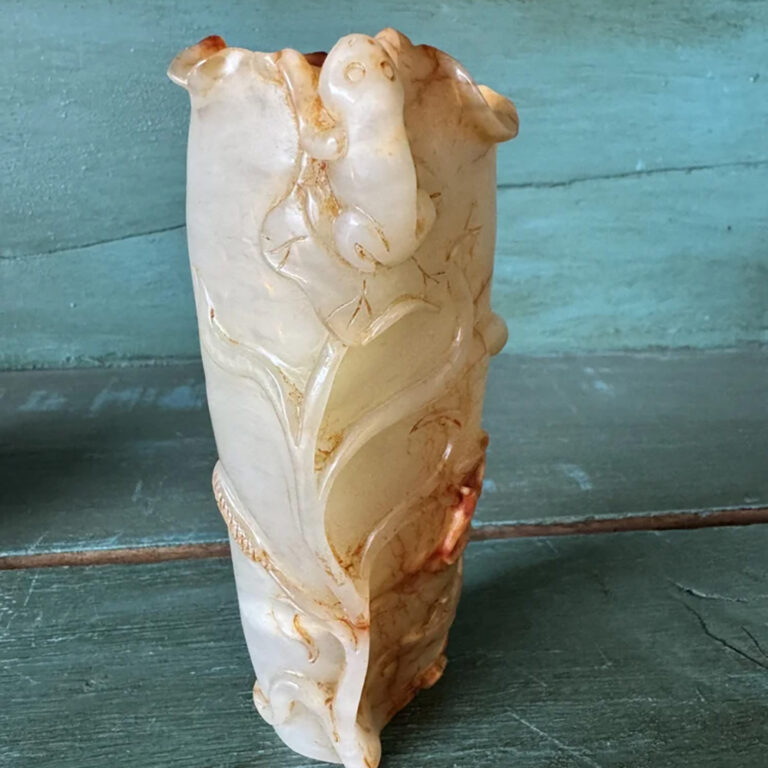 Finely carved 19th century Chinese jade brush washer
