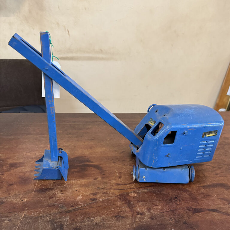 https://antiquestovintage.com.au/find/periwinkle-antiques/