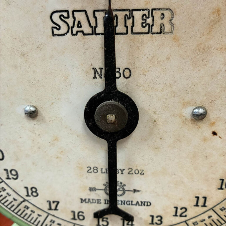 English Salter scales No 50. 28lb x 2oz.