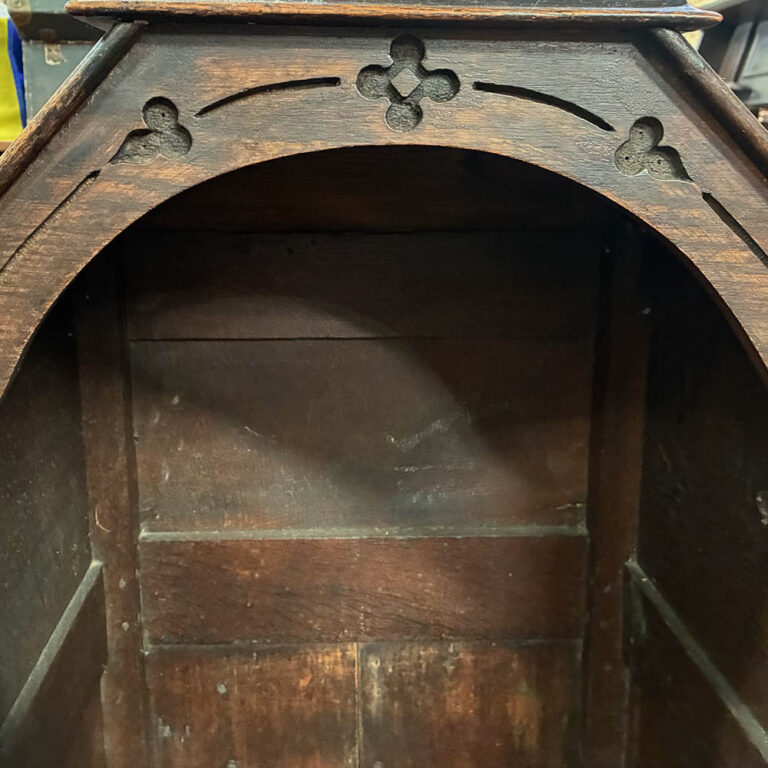 English oak child’s crib