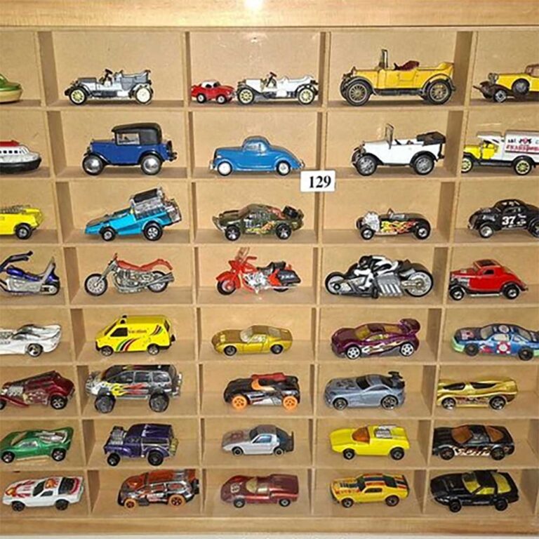 Diecast toy cars bikes trucks Port Pirie Museum Auction