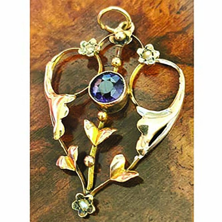 art nouveau pendant