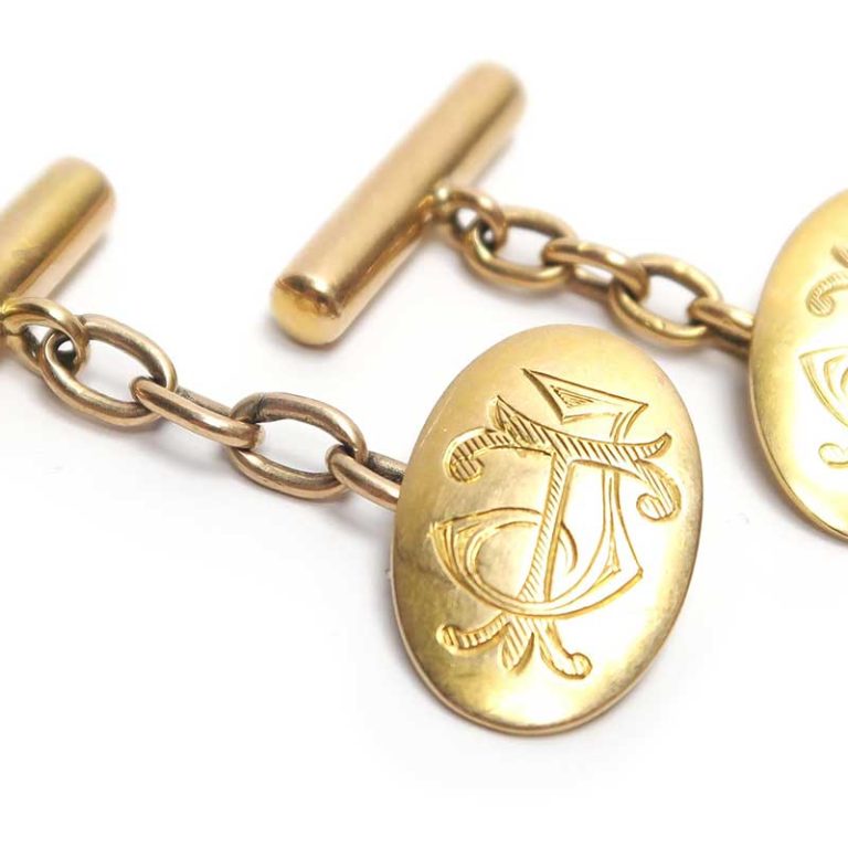 A Pair of Early Australian 18ct Yellow Gold Cufflinks by A. L. Brunkhorst in a Period Hardy Brother's Leatherette Box