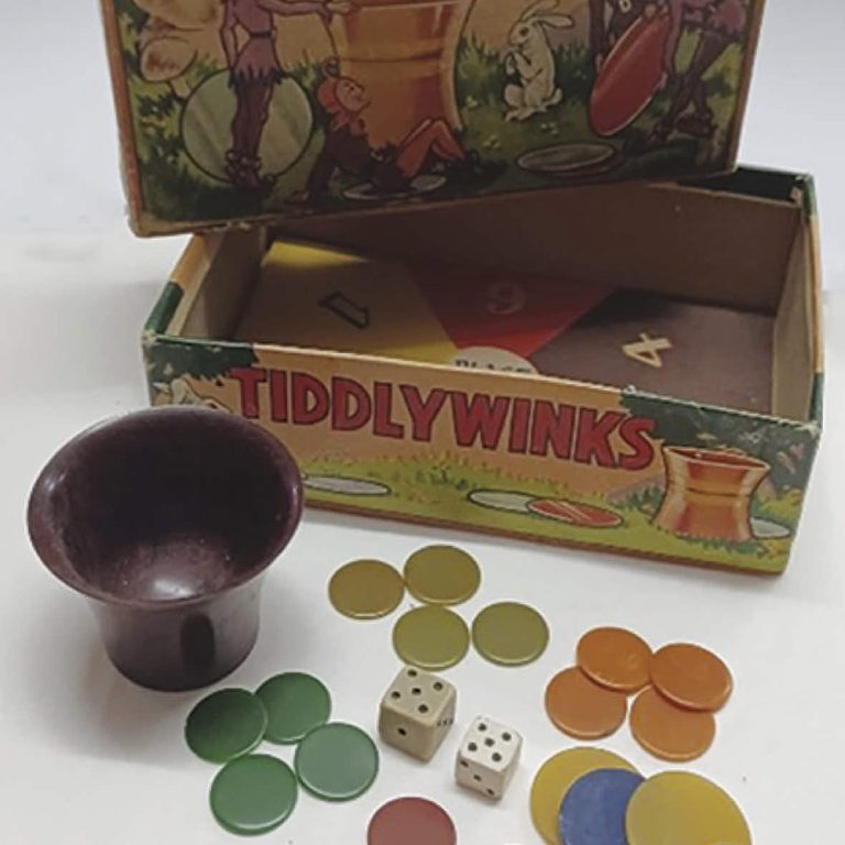 Vintage game Tiddlywinks
