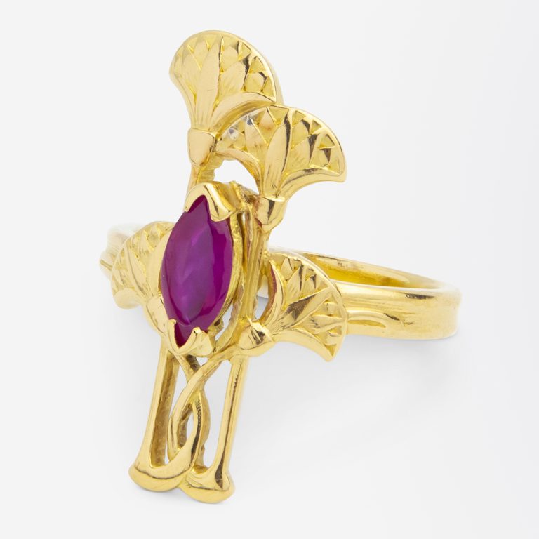 French 'Papyrus' ring in Egyptian revival style