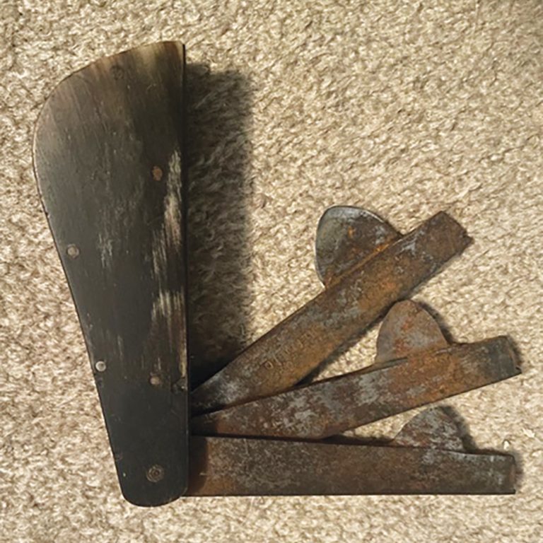 Veterinary instrument, Taylor’s 'Real Fleam'