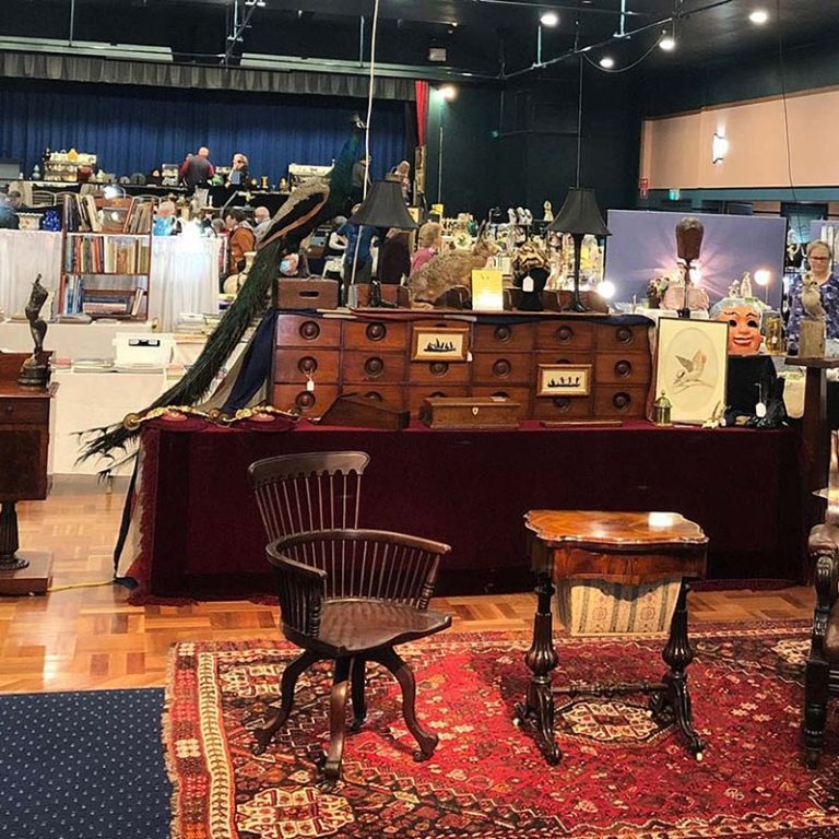 Orange-zonta-antique-jewellery-and-collectable-fair