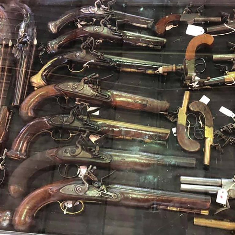 antique-revolvers-pistols-the-big-show