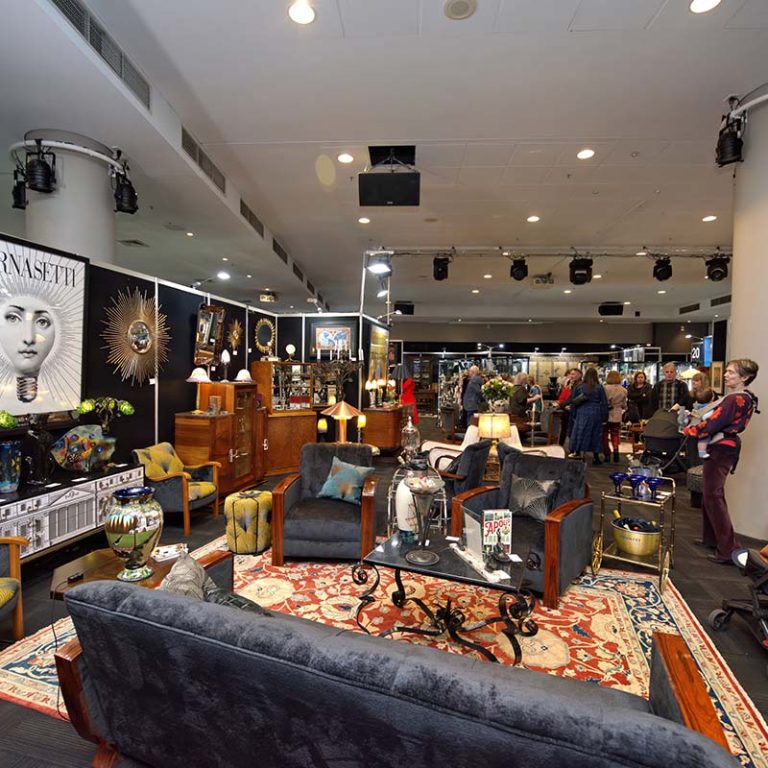 antiques-and-vintage-furniture-and-fashion-the-melbourne-fair