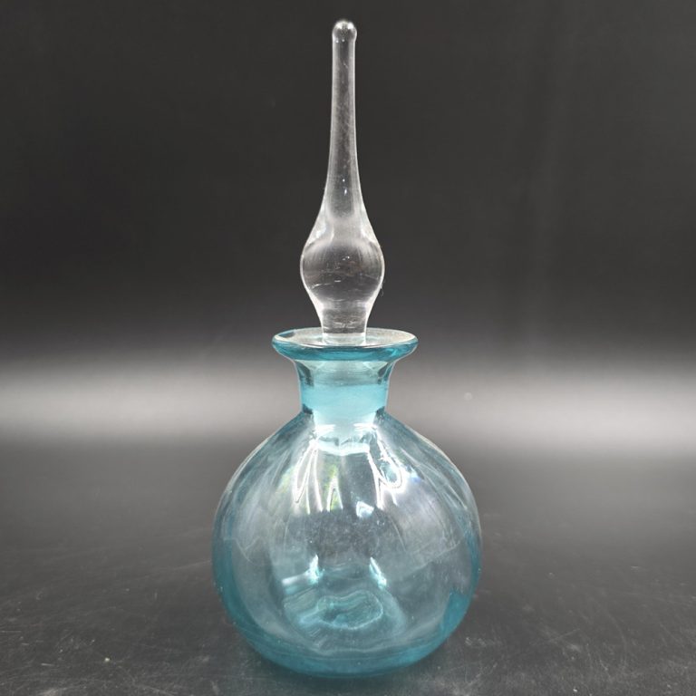 ballarat-vintage-4-perfume-bottle