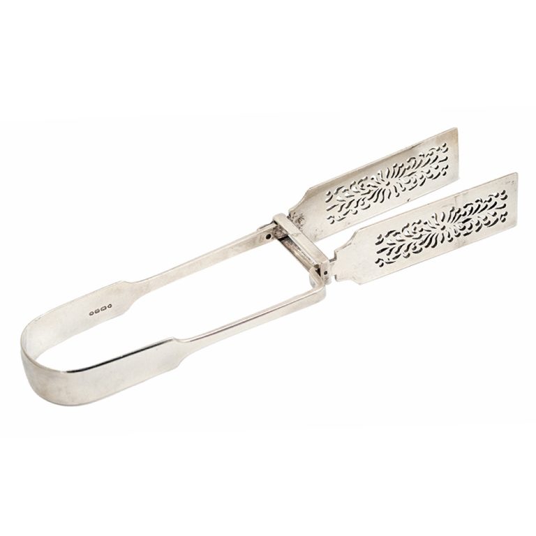 cache-antiques-19-silver-tongs