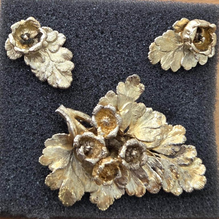 Flora Danica Danish brooch and earring set