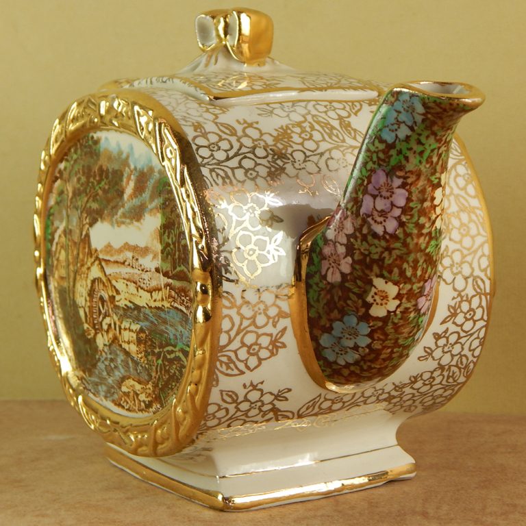 Sadler ceramic teaset