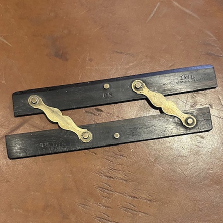 green-4-parallel-rule