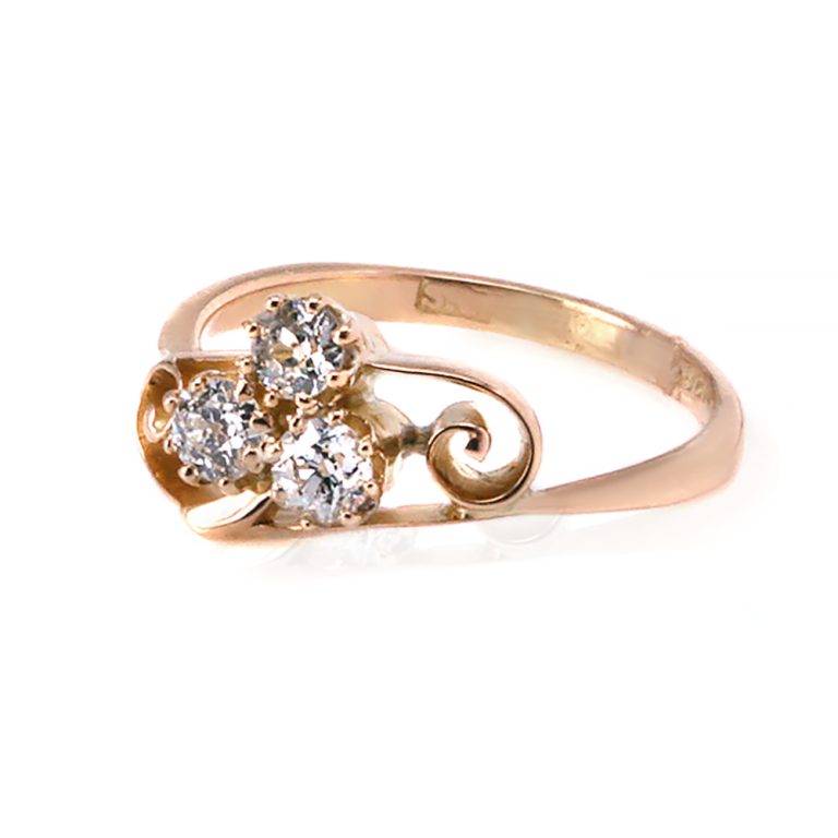 Antique trefoil diamond ring