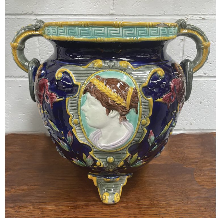 moonnee-ponds-antiques-6A-minton-jardiniere