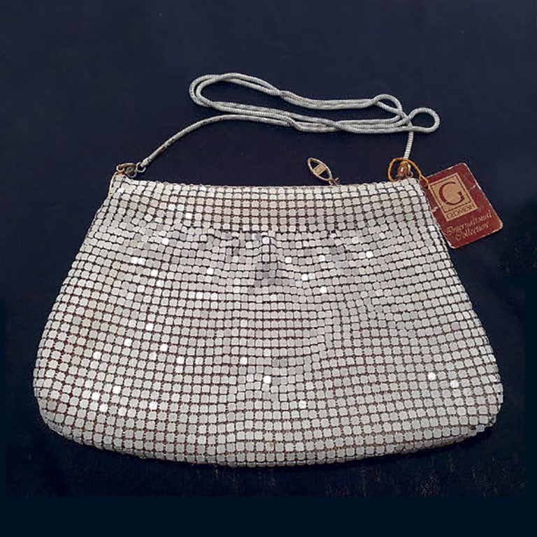 Glomesh International vintage handbag