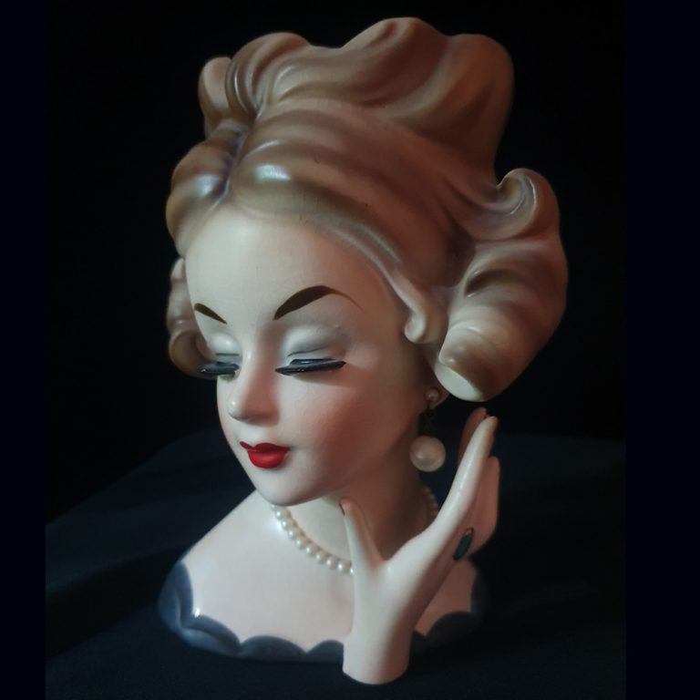 mrs-banks-antiques-lady-head-vase