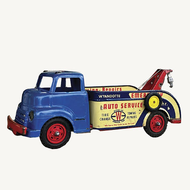 Vintage Wyandotte tin toy truck