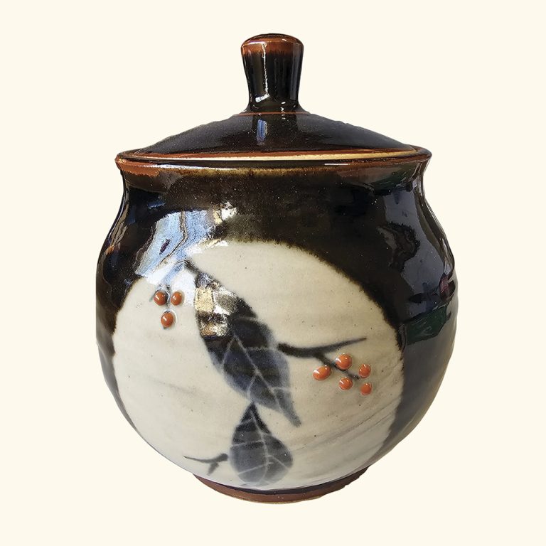 pombo-mart-ceramic-lidded-pot