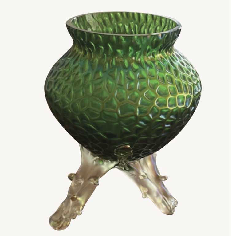 Art Nouveau Czech Kralik Bohemian vase with honeycomb texture in iridescent glass