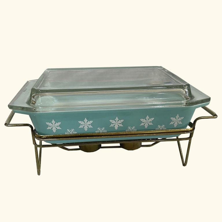 squatters-antiques-vintage-pyrex-1