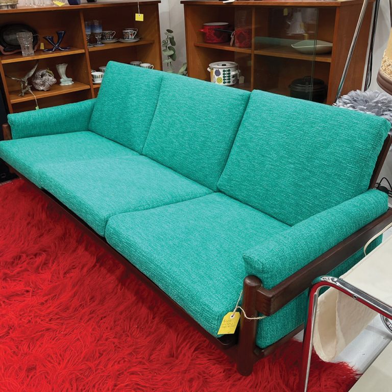 Danish mid century deluxe Rifka lounge
