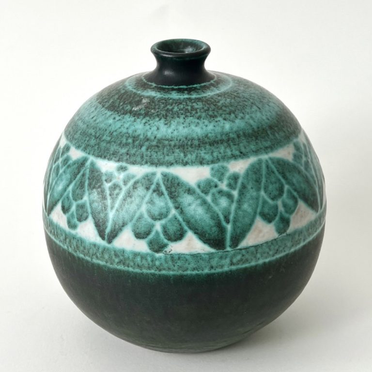une-belle-chose-2-art-deco-vase