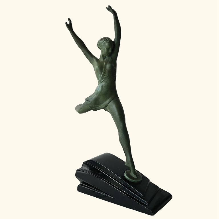 une-belle-chose-art-deco-figure-1