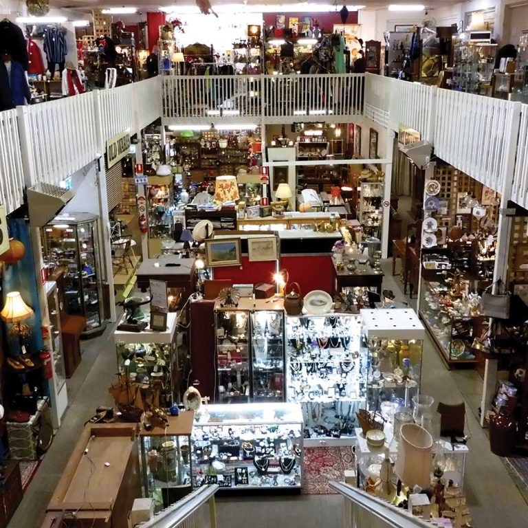 victory-theatee-antiques-main-replace