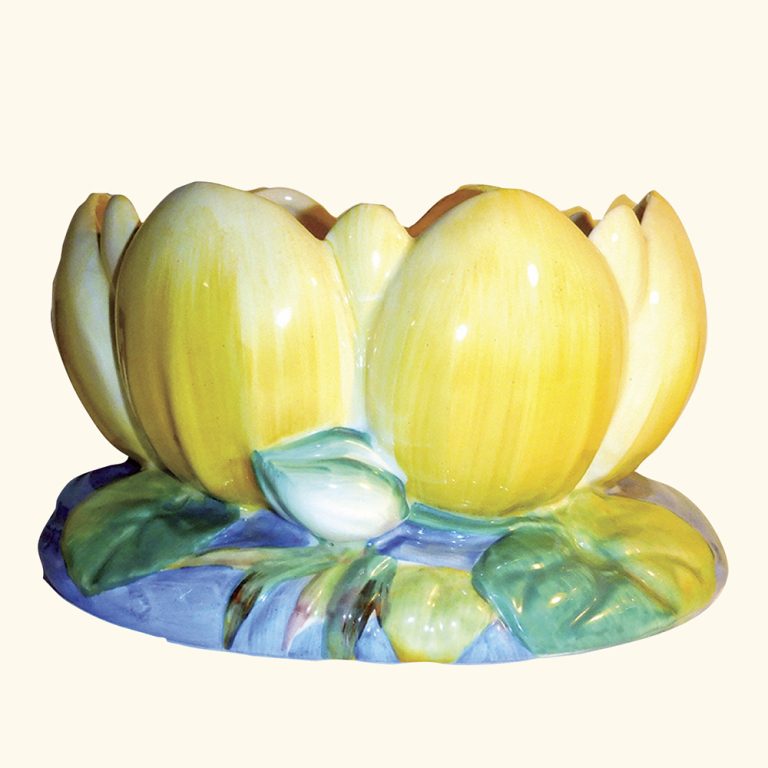 victory-theatre-antique-centre-clarice-cliff-lotus-bowl